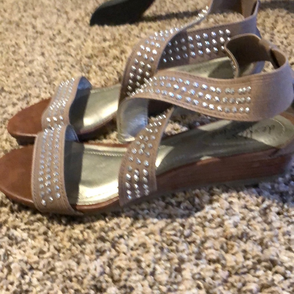 Sandals - Picture 2 of 2